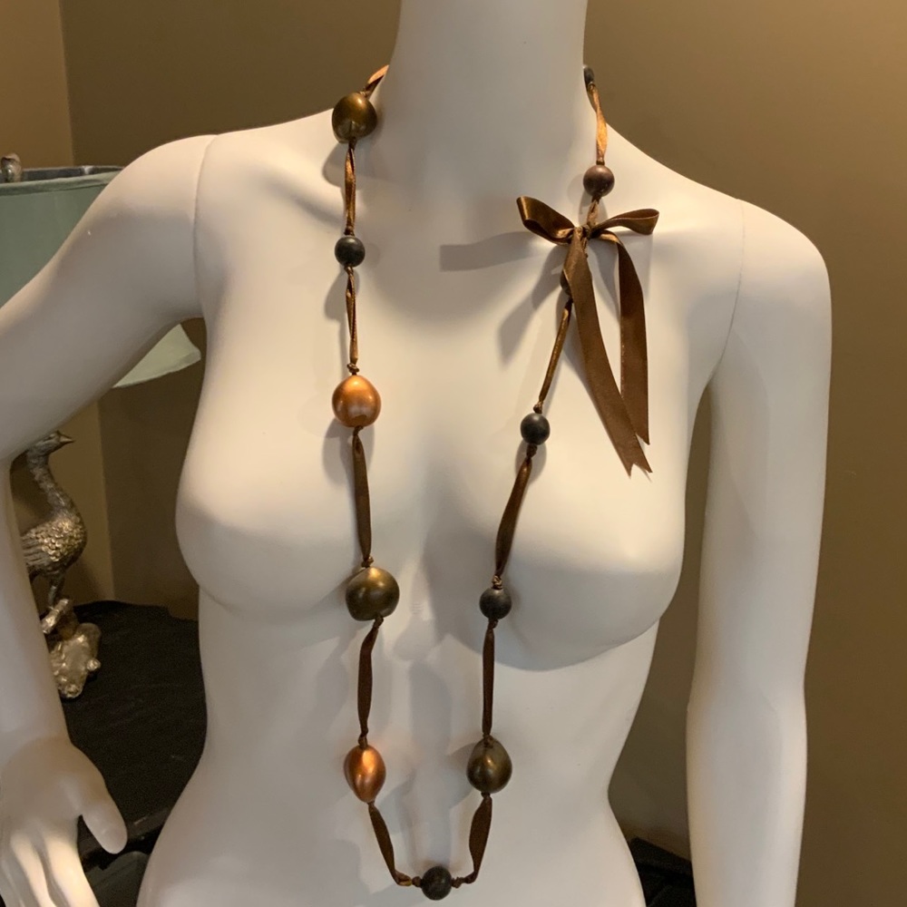 Ribbon KUKUI tagua nut necklace lei